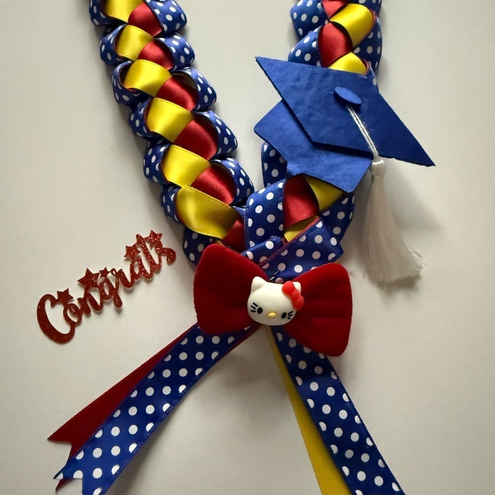 Custom Graduation Lei, Birthday Lei 
Money Lei Class of 2024 rose /gold - Picture 16 of 17